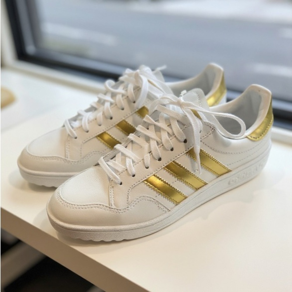 NWT Adidas Team Court Sneakers White with Gold Stripes